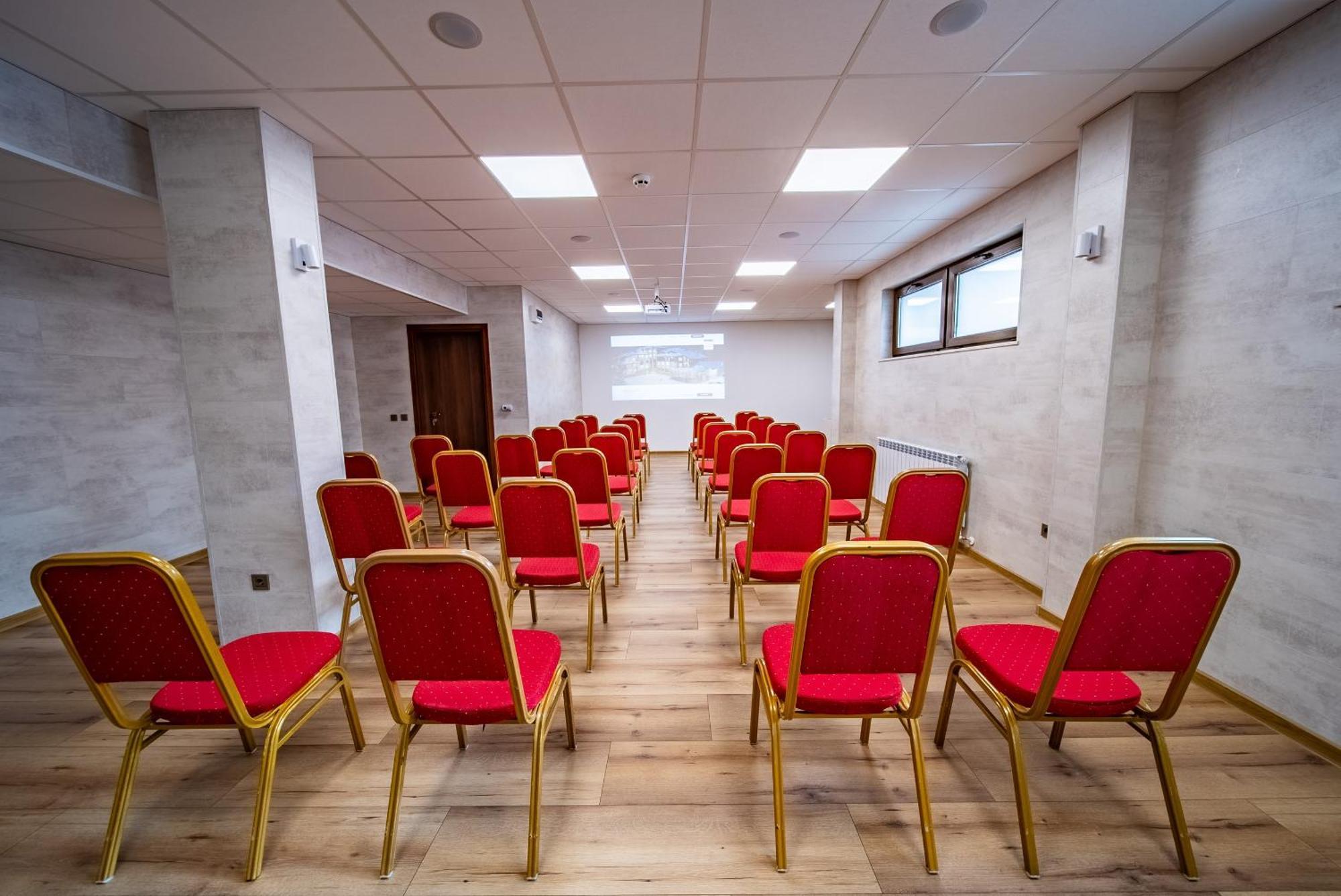 Oak Residence Hotel & Relax Smolyan Exterior photo